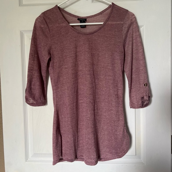 Rue 21 Juniors Quarter Sleeve Shirt 
Size:XS - Picture 5 of 8